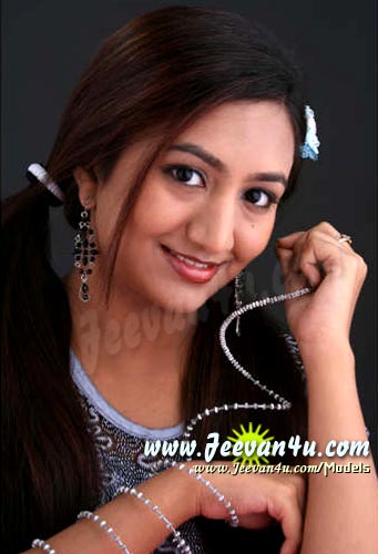 Farah Amiruddin Model Girl Photos